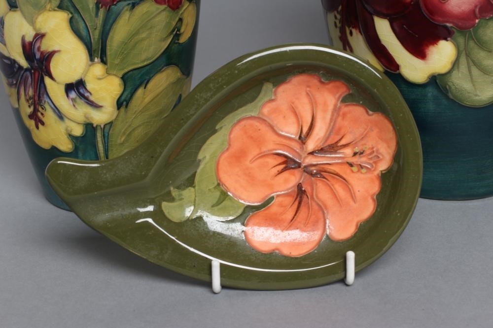 A MOORCROFT POTTERY HIBISCUS PATTERN VASE Image