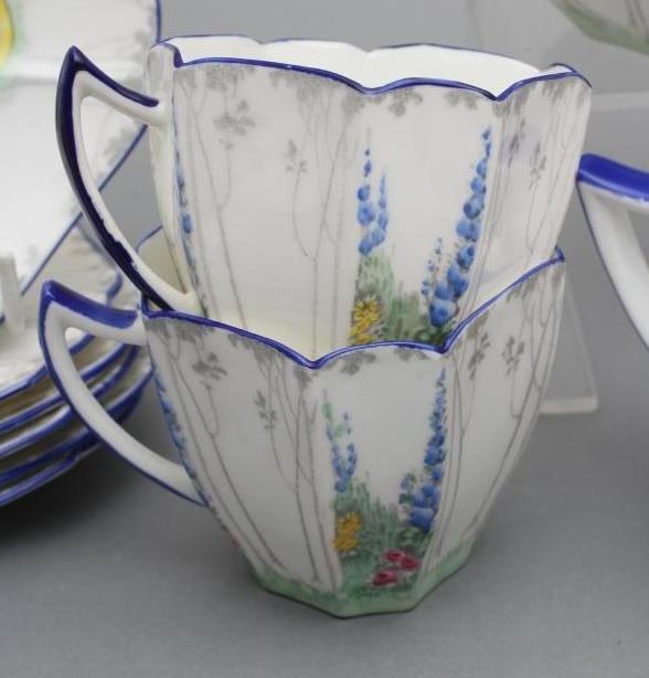 AN ART DECO SHELLEY CHINA COFFEE SERVICE in Queen Anne shape Image