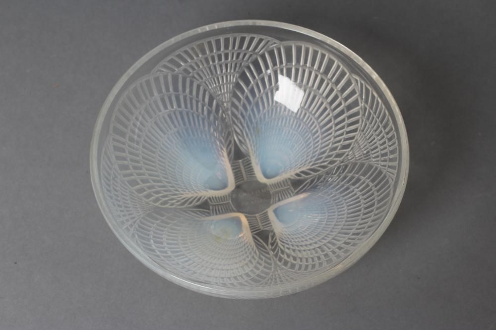 A LALIQUE GLASS COQUILLES PATTERN SMALL BOWL in pale blue Image