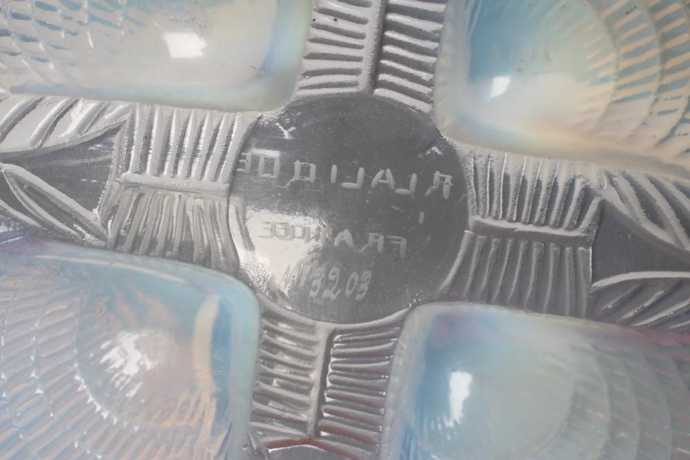 A LALIQUE GLASS COQUILLES PATTERN SMALL BOWL in pale blue Image