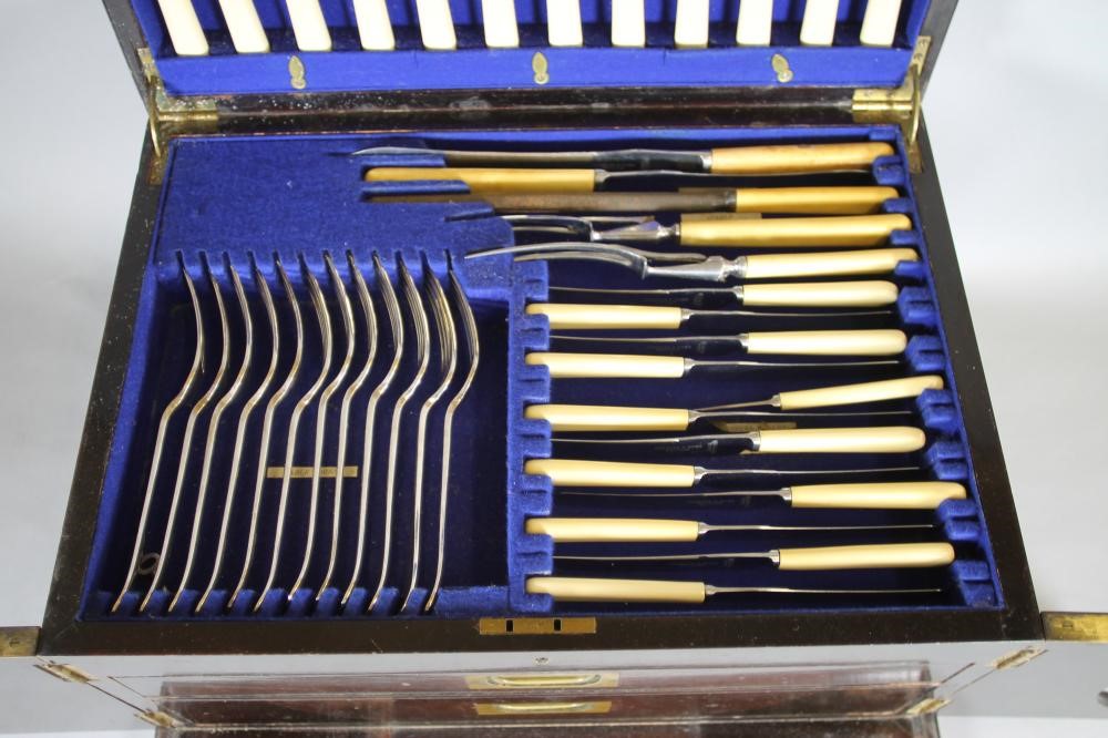 AN EDWARDIAN SILVER PLATED TABLE SERVICE for twelve place settings in Old English pattern Image