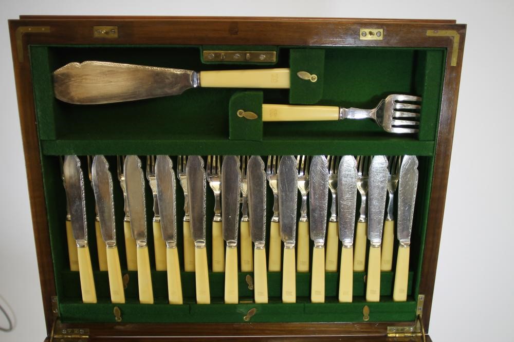 AN EXTENSIVE SILVER PLATED TABLE SERVICE Image