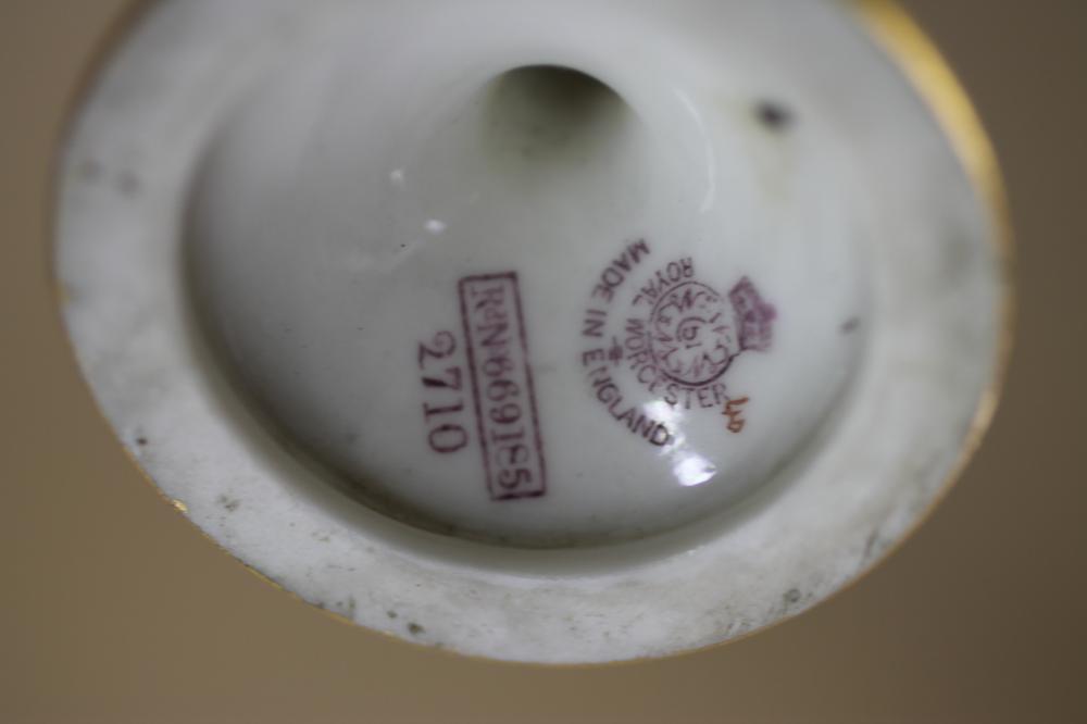 A FIVE PIECE SILVER CRUET Image