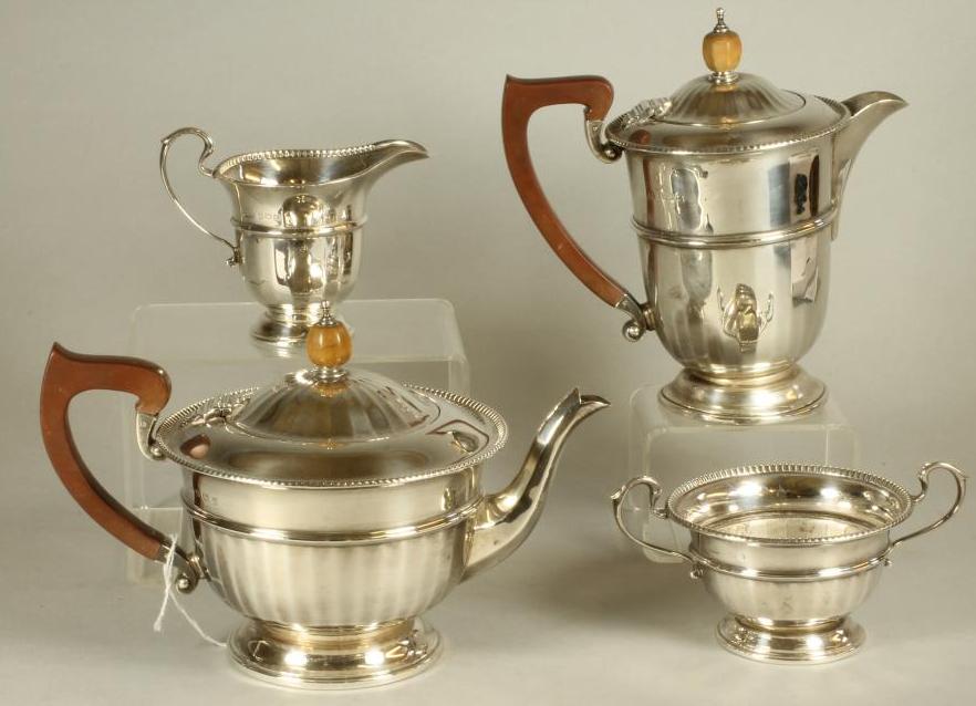 A THREE PIECE SILVER TEA SERVICE Image