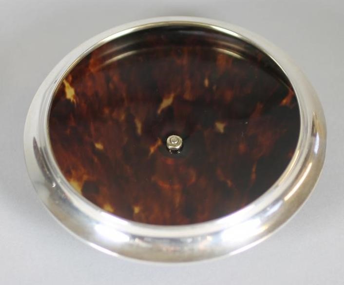 AN ART DECO TORTOISESHELL DRESSING TABLE BOX of oval form Image