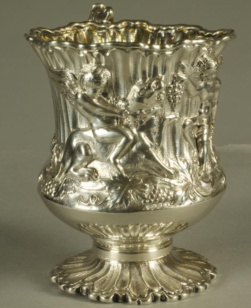 A WILLIAM IV SILVER LOW PEDESTAL MUG Image