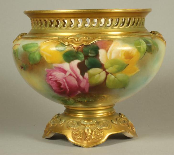 A ROYAL WORCESTER CHINA CACHE-POT Image