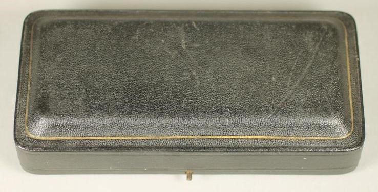 A PAIR OF EDWARDIAN SILVER SALTS Image