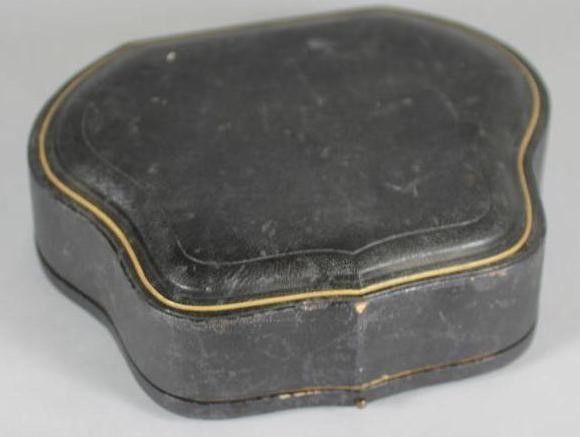 A LATE VICTORIAN SILVER SUGAR BASIN Image