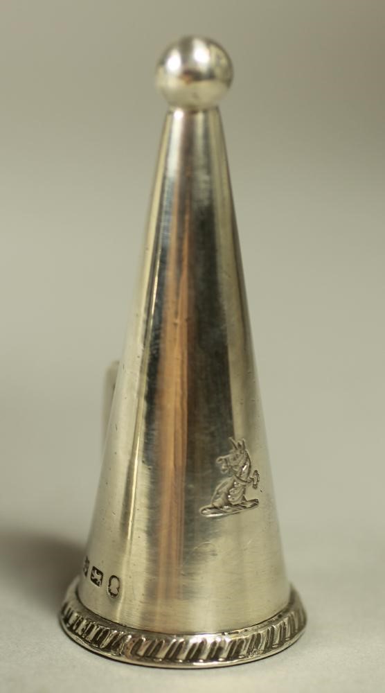 A LATE GEORGE III SILVER CHAMBERSTICK Image
