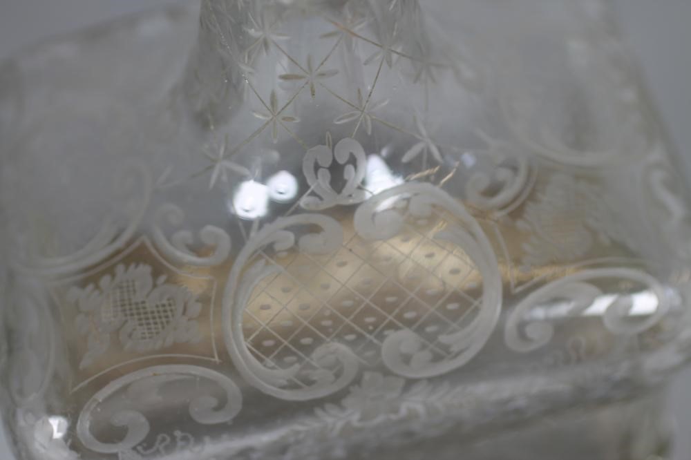 A DUTCH CLEAR GLASS DECANTER AND STOPPER Image