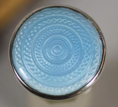 AN ART DECO CLEAR GLASS SMELLING SALTS PHIAL of panelled cylindrical form with heart shaped stopper Image