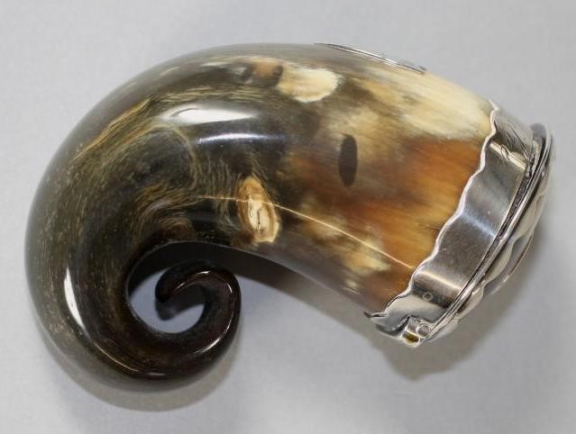 A POLISHED HORN SNUFF MULL Image
