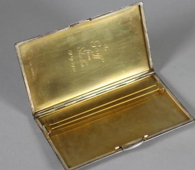 A SILVER CIGARETTE CASE Image