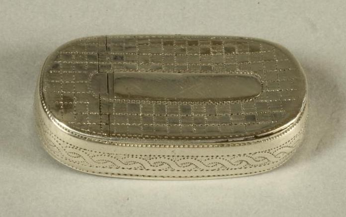 A WILLIAM IV SILVER SNUFF BOX Image