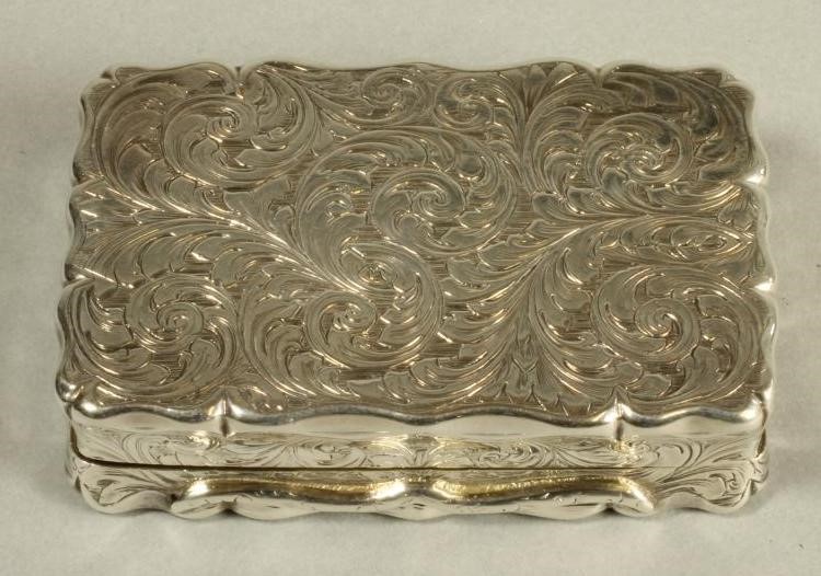 A VICTORIAN SILVER VINAIGRETTE Image