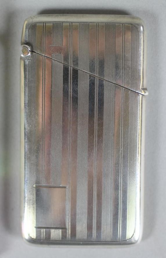 AN ART DECO SILVER VISITING CARD CASE Image