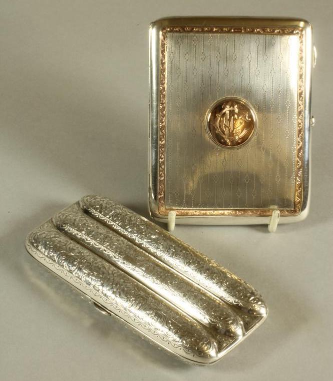 A LATE VICTORIAN SILVER TRIPLE CIGAR CASE Image