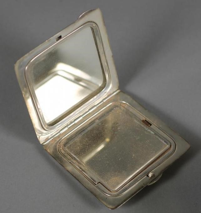 A LATE VICTORIAN SILVER BOX AND COVER Image