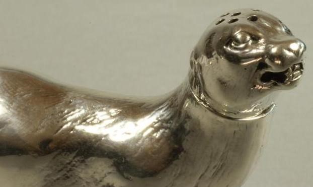 A LATE VICTORIAN SILVER NOVELTY PEPPERETTE Image