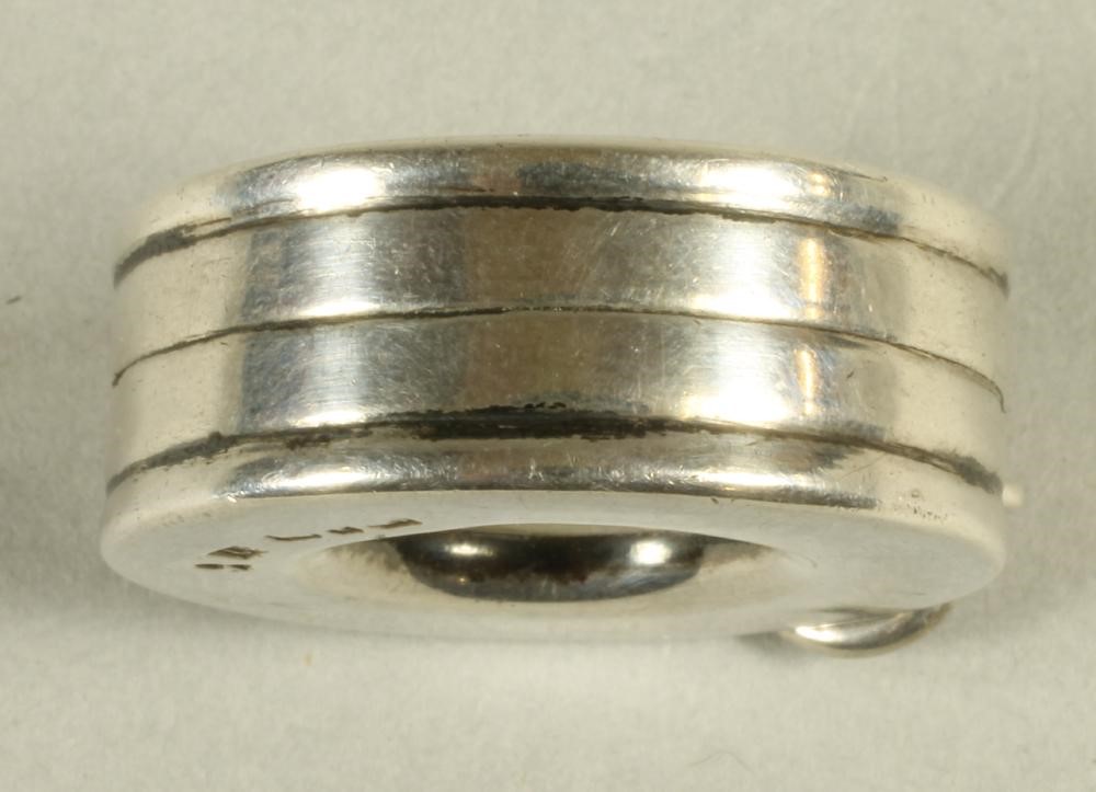 A LATE VICTORIAN SILVER SNOOKER CUE CHALK HOLDER Image