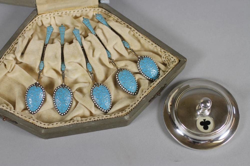 AN ART DECO EPNS BRIDGE MARKER Image