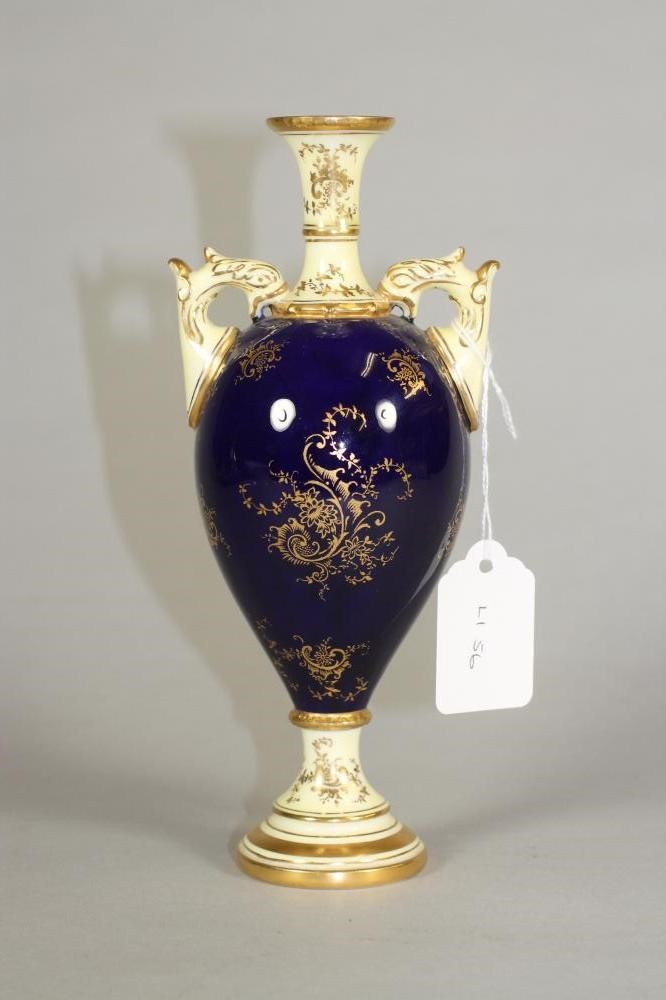 A COALPORT CHINA VASE Image