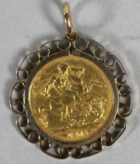 A VICTORIA YOUNG HEAD GOLD SOVEREIGN Image