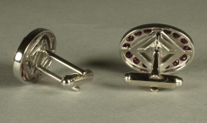 A PAIR OF RUBY SET CUFFLINKS Image