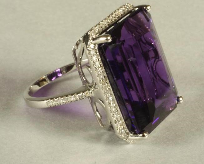 AN AMETHYST COCKTAIL RING Image