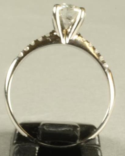A SOLITAIRE DIAMOND RING Image