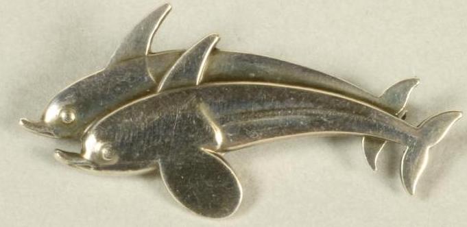 A GEORG JENSEN SILVER BROOCH Image