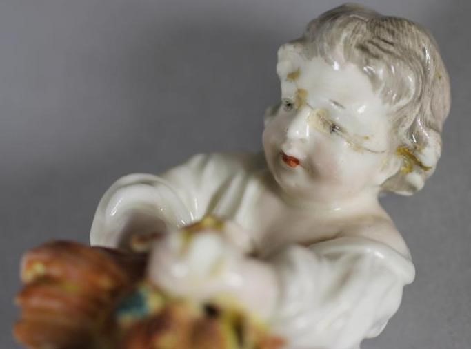A DERBY PORCELAIN FIGURE Image
