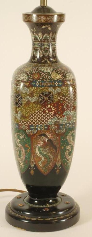 A CHINESE CLOISONNE ENAMEL VASE Image