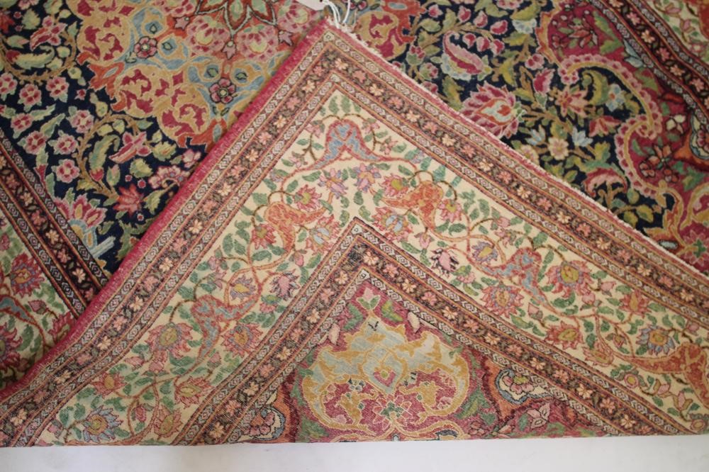 A KERMAN RUG Image