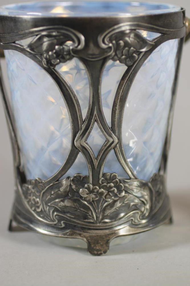AN ART NOUVEAU WMF ICE BUCKET Image