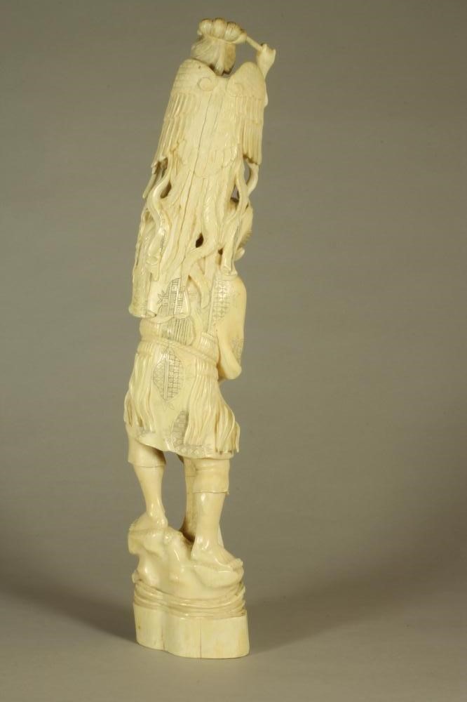 A JAPANESE ONE PIECE IVORY OKIMONO Image