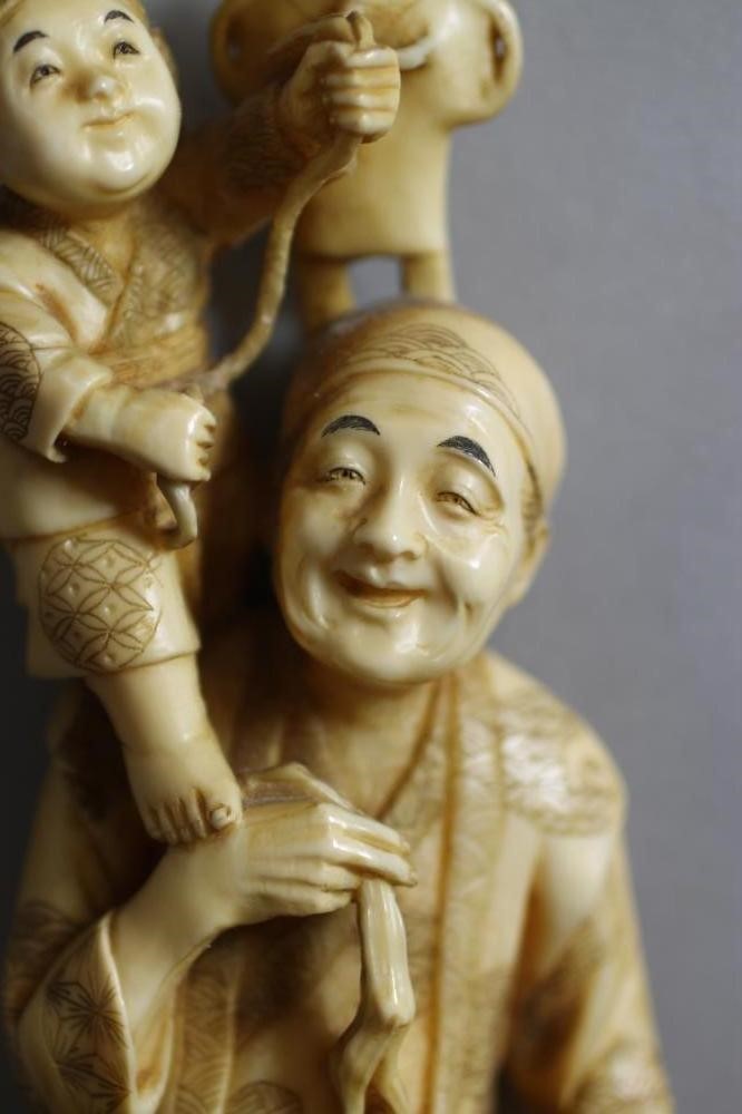 A JAPANESE ONE PIECE IVORY OKIMONO Image