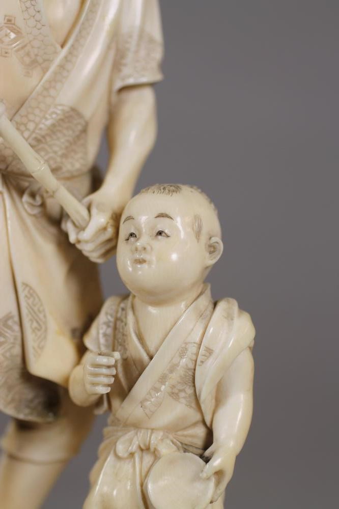 A JAPANESE SECTIONAL IVORY OKIMONO Image