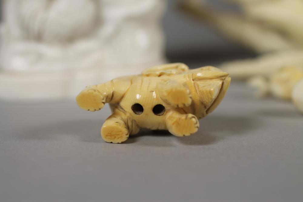 A JAPANESE ONE PIECE IVORY OKIMONO Image