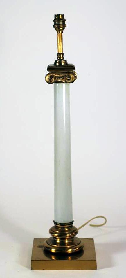 A REGENCY STYLE ELECTRIC TABLE LAMP BASE Image