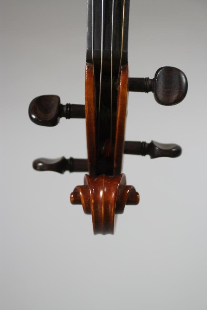 AN ENGLISH VIOLIN Image