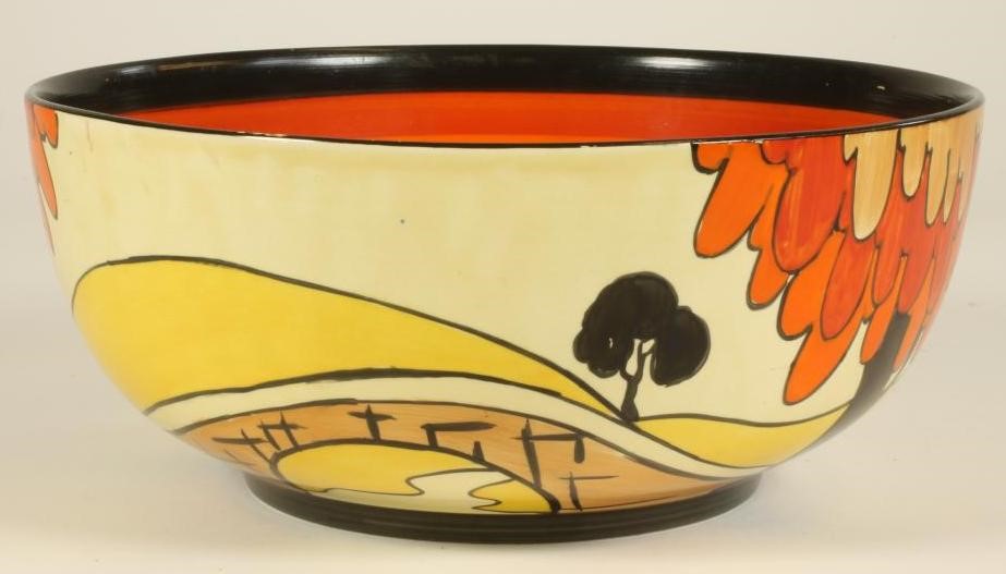 A CLARICE CLIFF NEWPORT POTTERY FANTASQUE BOWL Image