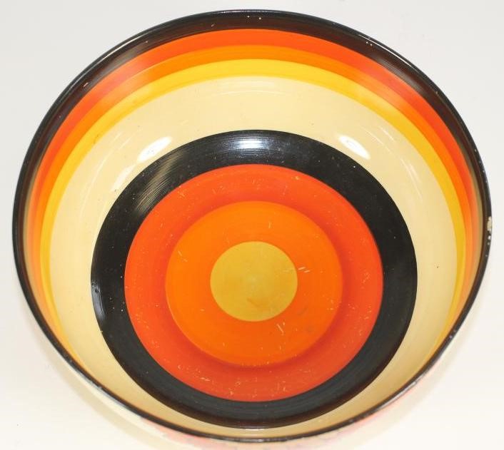 A CLARICE CLIFF NEWPORT POTTERY FANTASQUE BOWL Image