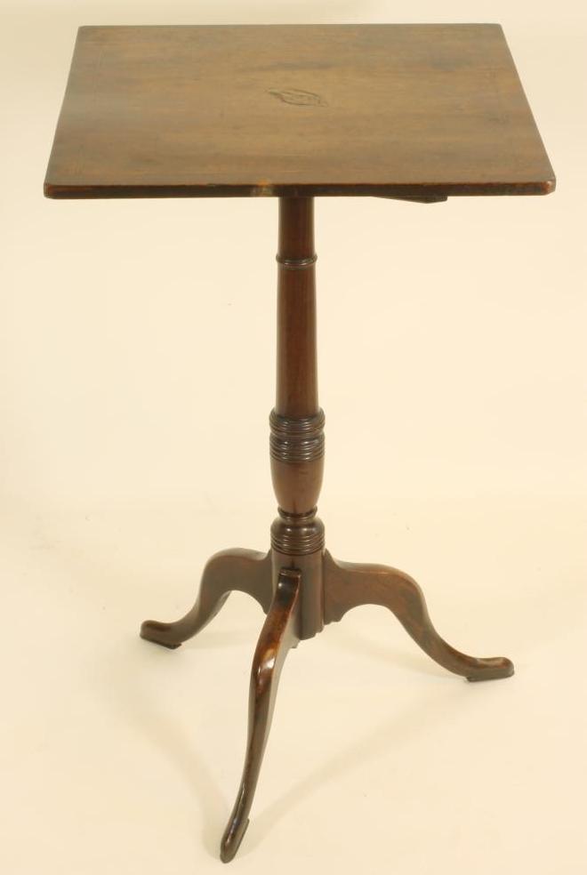 A GEORGE III MAHOGANY WINE TABLE Image