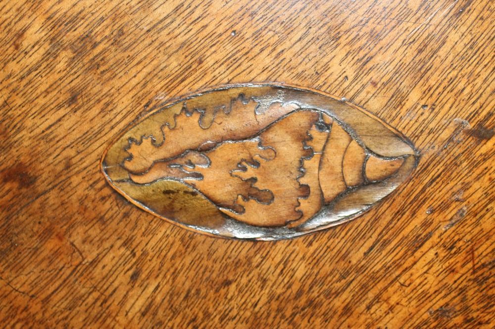 A GEORGE III MAHOGANY WINE TABLE Image