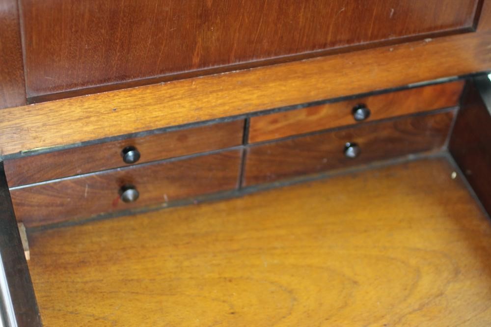 A GEORGE IV ROSEWOOD DAVENPORT Image