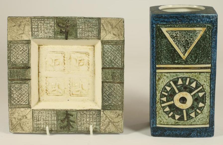 A TROIKA "RECTANGLE" VASE Image