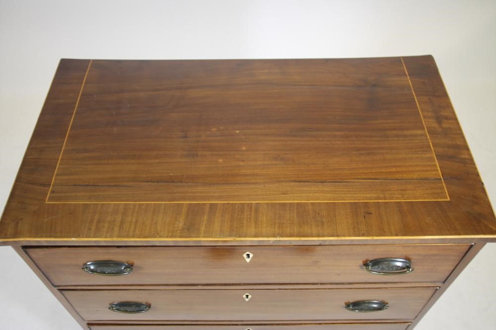 A GEORGIAN MAHOGANY CHEST Image