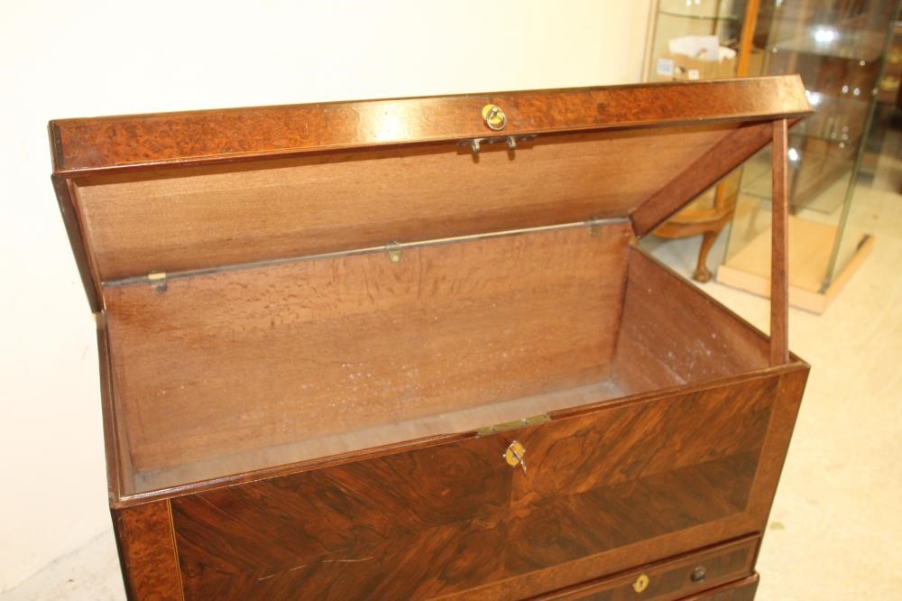 A GEORGE II OAK BLANKET CHEST ON STAND Image